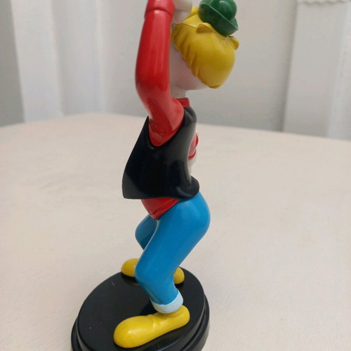 Disney Parade Collection 3D DeA Kyrios Granazis figure like new