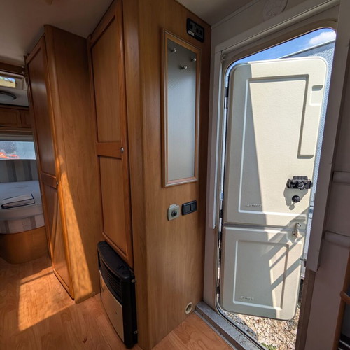 Hymer Nova 555 Caravan in good condition with documents