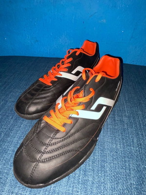Athletic shoes new size 42