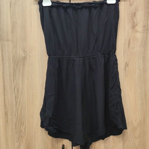Black strapless romper XL like new, airy fabric