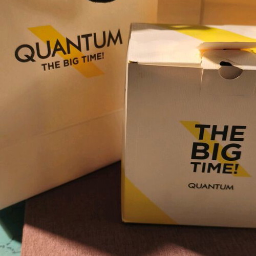 Quantum wristwatch new, brown and gold with bronze bracelet and Swarovski crystals