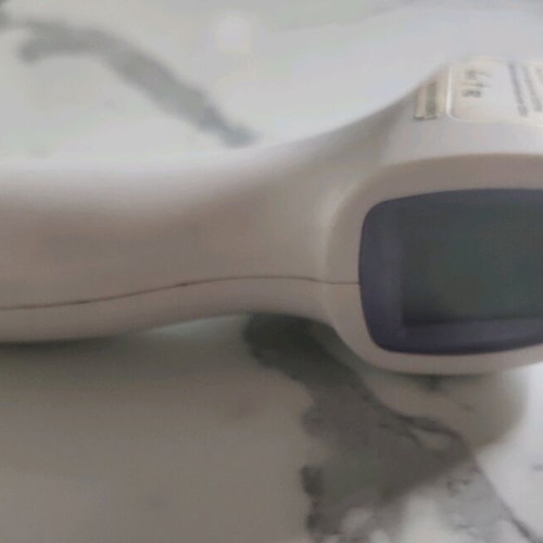 Dikang HG 01 Infrared Medical Thermometer like new