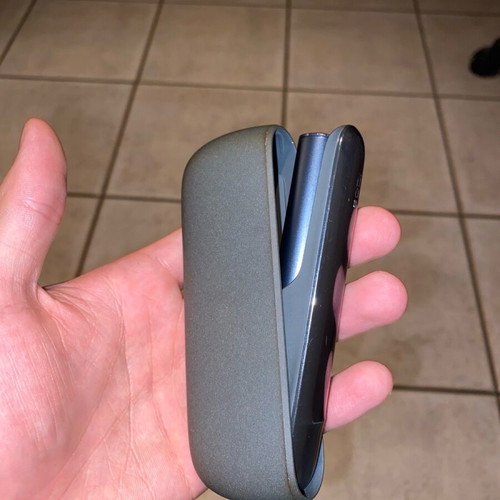Iqos Iluma like new