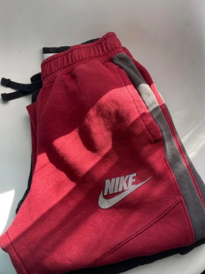 Nike kids tracksuit like new, size Large 147-158