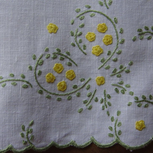Vintage ‘90s Summer Mood linen embroidery set new with 6 napkins