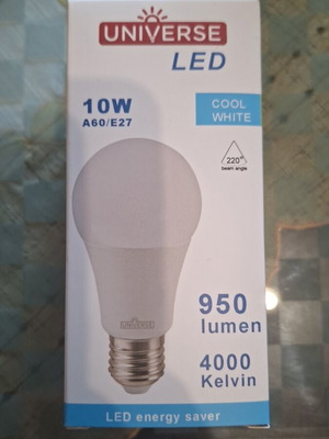 Universe LED bulbs new, pack of 3