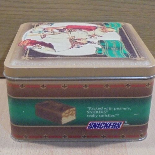 Snickers old promotional metal tin used, Christmas edition 1994