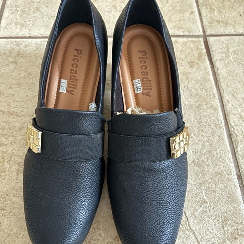 Piccadilly black anatomical pumps new size 37