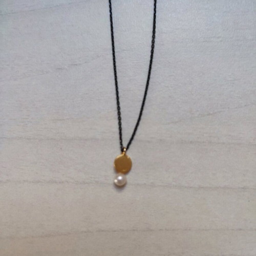 Silver necklace 20 cm with small pearl like new