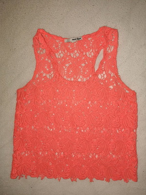 Lace top orange like new, short knitted