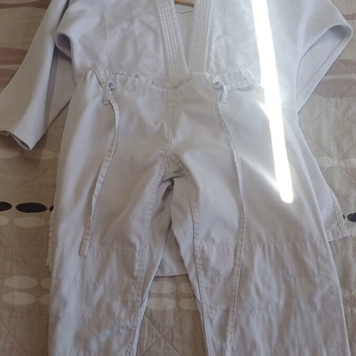 Adidas Judo Suit like new, pants 160cm, top 180cm, ages 11+
