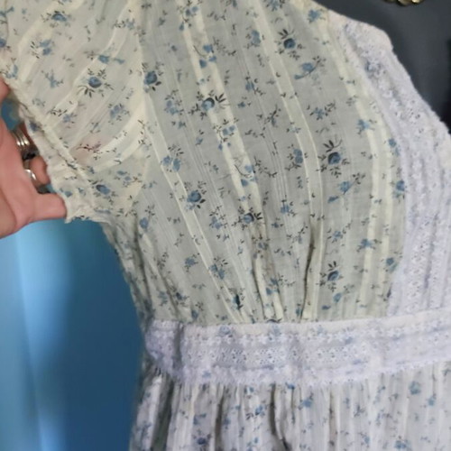Γυναικεία μπλούζα Vero Moda με φλοράλ σχέδιο, σαν καινούργια, βαμβάκι, μεγέθη M έως XL