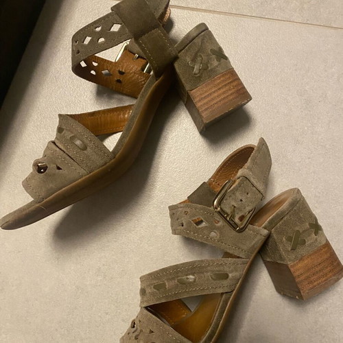 Alpe suede leather sandals used, in excellent condition