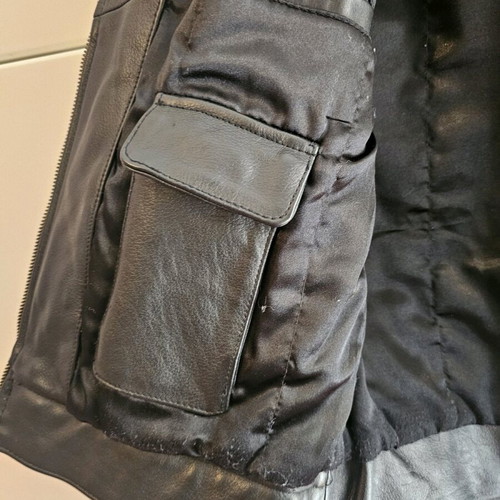 Leather jacket black like new, size S