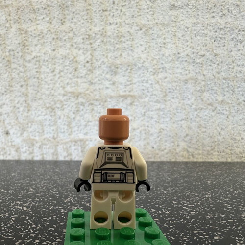 Lego Star Wars Clone Trooper Phase 2 Nougat Head like new without helmet