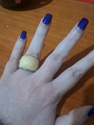 Metal ring like new, beige