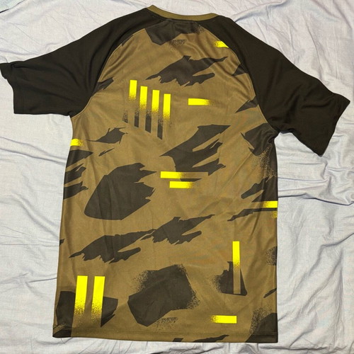 Nike training shirt size Small like new
