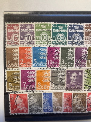 Denmark 39 sealed stamps