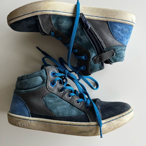 Kickers boys' shoes used, size 34, blue and gray