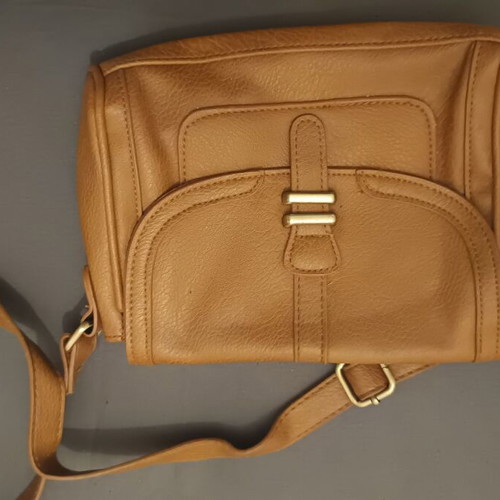 Crossbody bag camel color like new