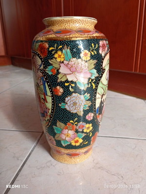 Satsuma vase new