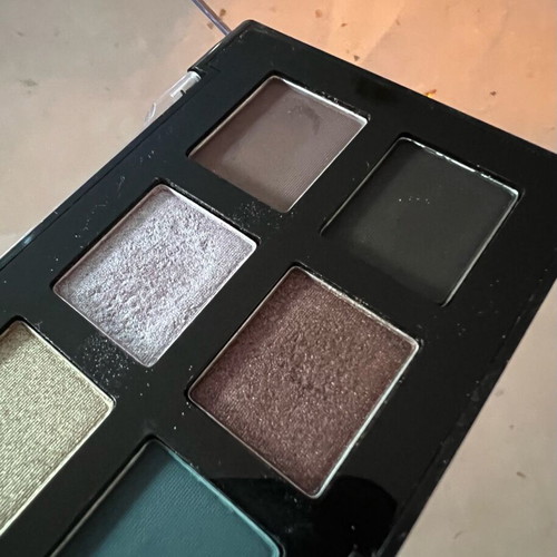 NYX Mystic Petals palette like new