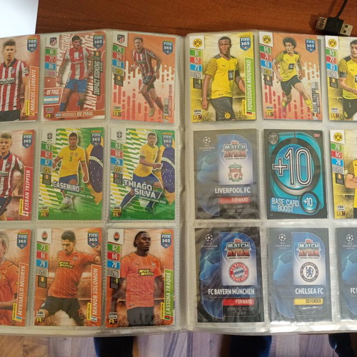 Fifa 365 2022 collection like new
