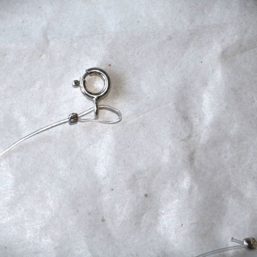 Μικρό διακριτικό μενταγιόν ασημένιο sterling silver 925 με ζιρκόνια και αόρατο κορδόνι καινούργιο