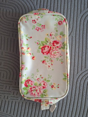 Νεσεσέρ Cath Kidston σε άριστη κατάσταση