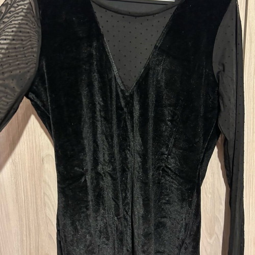 Long-sleeve black blouse with c-through sleeves like new