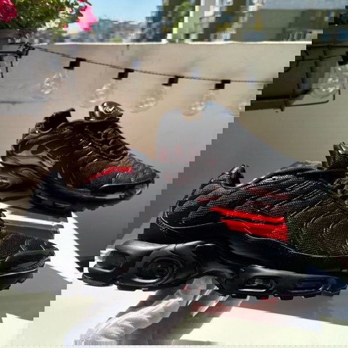 Nike Air Max Plus Triple Black – EU 44