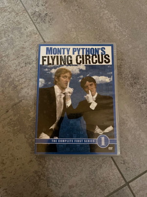 Monty Python's Flying Circus Season 1 DVD like new with Greek subtitles