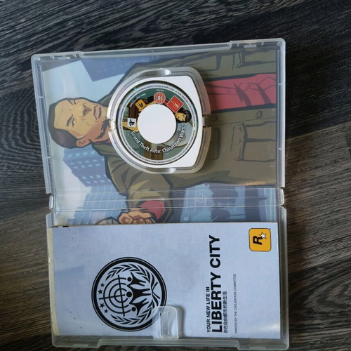 Grand Theft Auto Chinatown Wars PSP used, excellent condition, complete