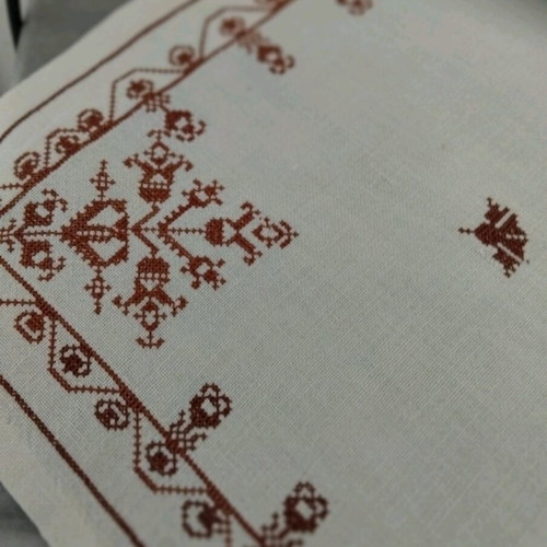 Old embroidered tablecloth like new 63x63 cm, monochrome
