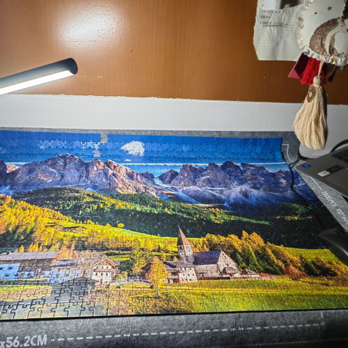 Puzzle 1500 pieces new, assembled, ready for framing