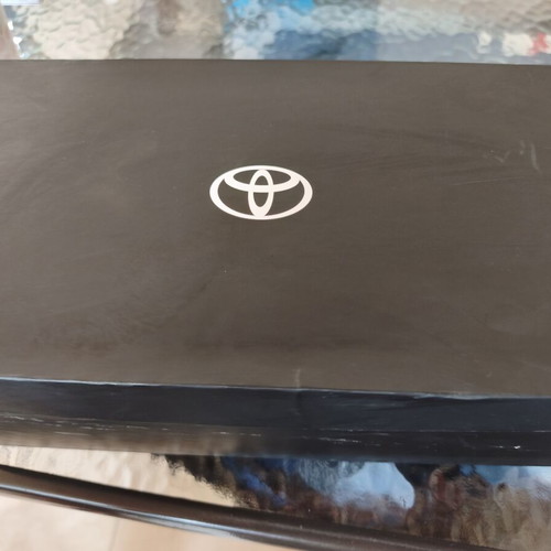 Toyota box used