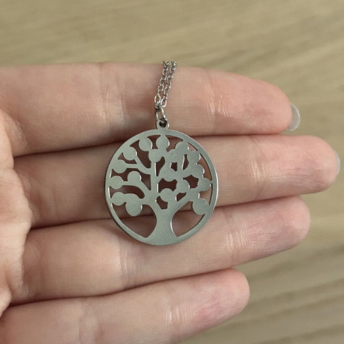 Women's silver necklace