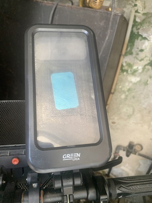 Phone holder for bike or motorcycle like new, waterproof