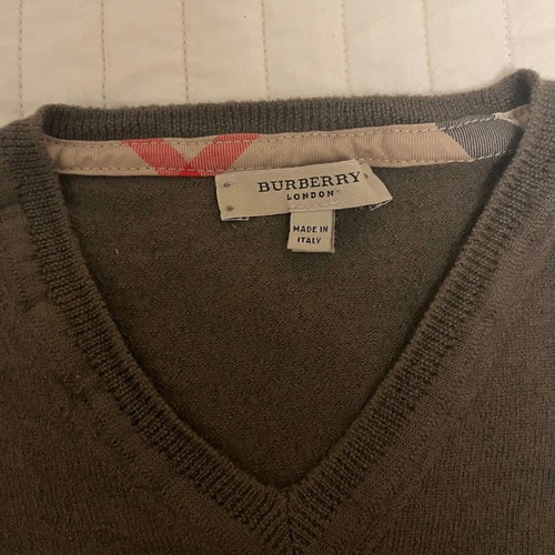 Burberry sleeveless vest used, green, size M