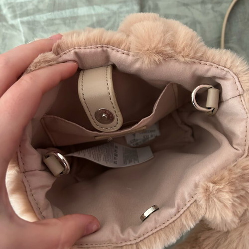 BSB fur hand bag new, beige