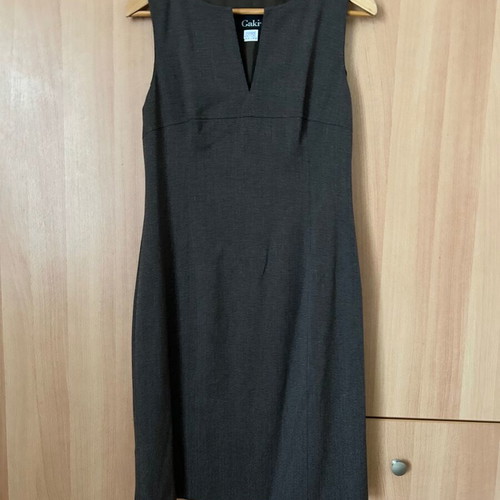 Women's straight brown dress like new, size L