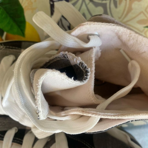 Canvas boots like new, athletic style, size 39