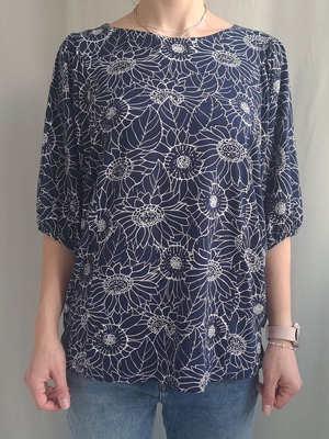 Holebrook Sweden blouse XL floral like new, blue