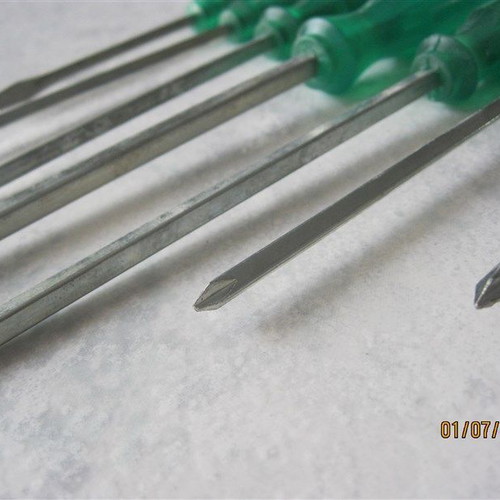 Screwdriver set 7pcs and one 5-meter new with magnetized tips