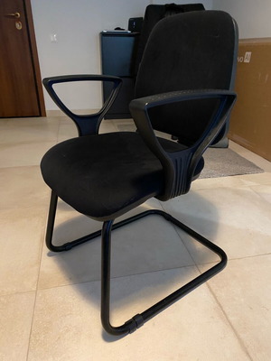 Office auxiliary chair like new, black