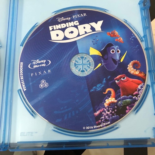 Finding Dory Blu-Ray used, dubbed