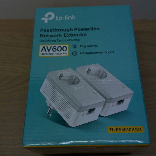 TP-Link AV600 Powerline Adapter with AC Pass Through new