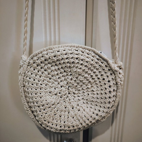 Round white macrame crossbody bag with cord, cotton