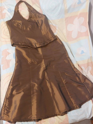 Plus Size skirt and bustier set gold used like new