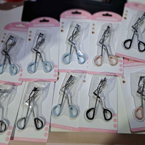 Eyelash curlers new, pack of 10 with gifts